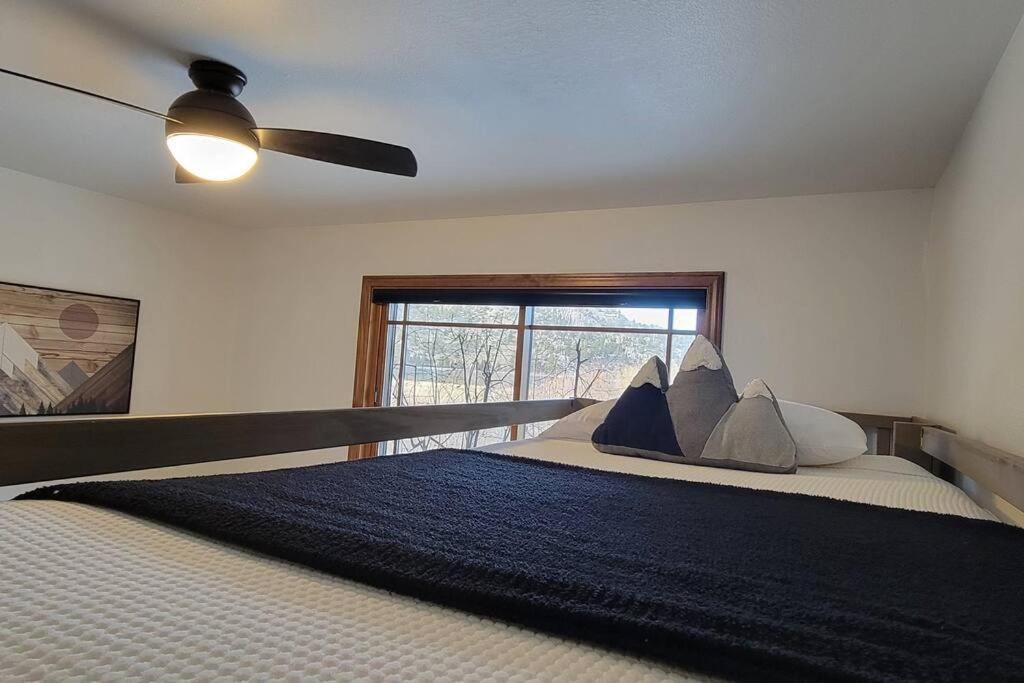Apartment Lakefront Mountain Retreat June Lake