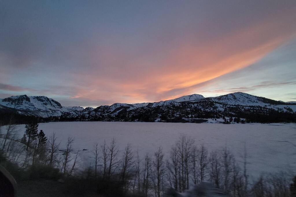 Lakefront Mountain Retreat June Lake